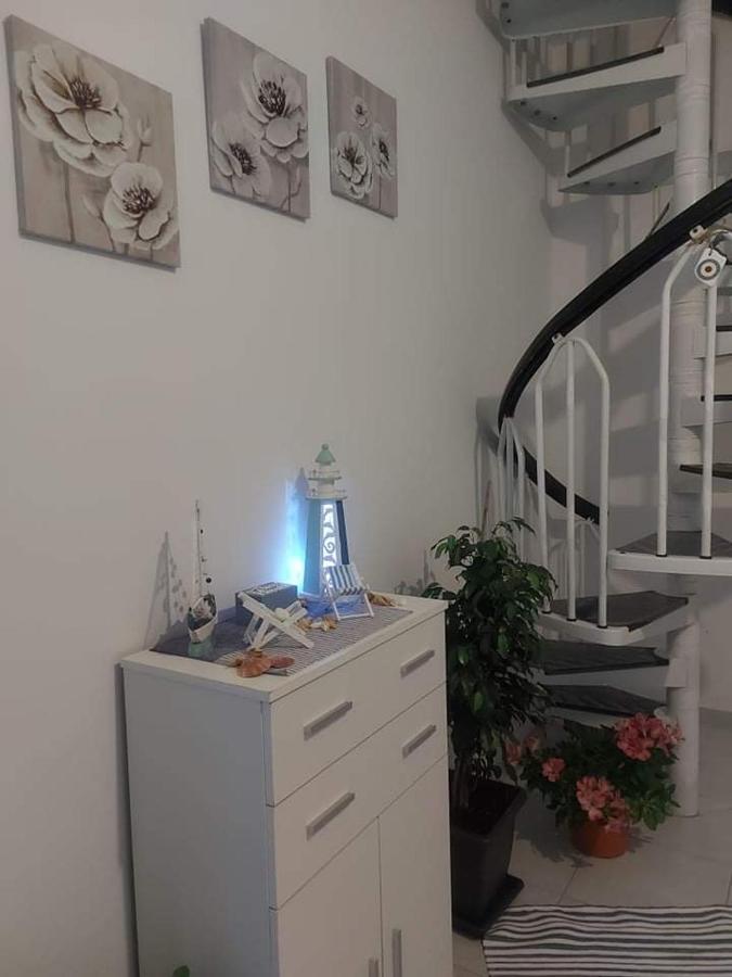 Jaana & Akis Holiday Home 1&2, Haraki Eksteriør bilde